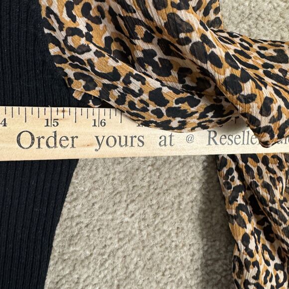 DKNY Sweater Top Womens Large L Black/Cheetah Repeat Ribbed Puff Shoulder V Neck - Picture 7 of 10